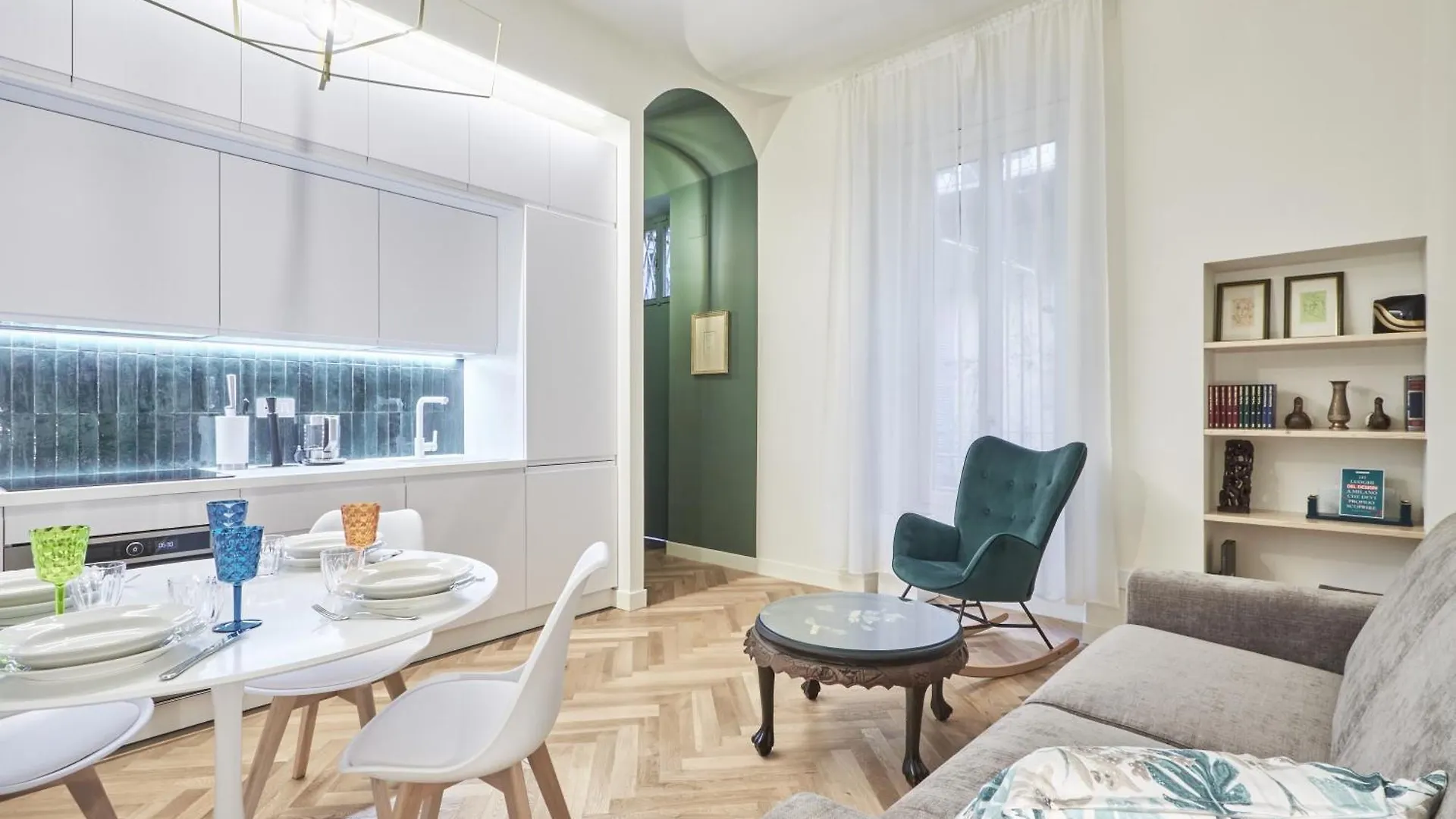 Ferienwohnung Easylife - Eleganza E Chic In Centro-Duomo Mailand